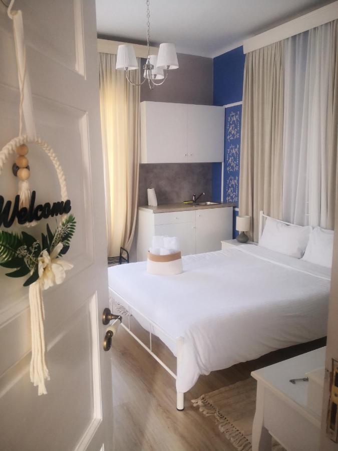 Yard Rooms Korinth Exterior foto